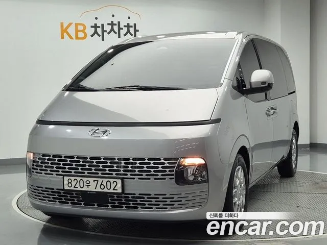 Hyundai Staria 3