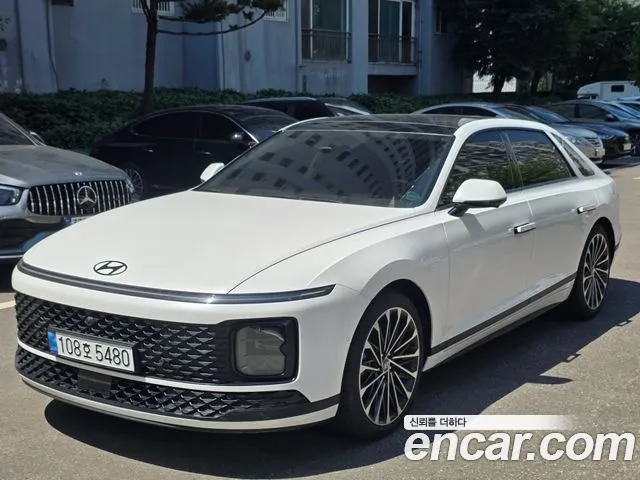 Hyundai Grandeur Hybrid (GN7)