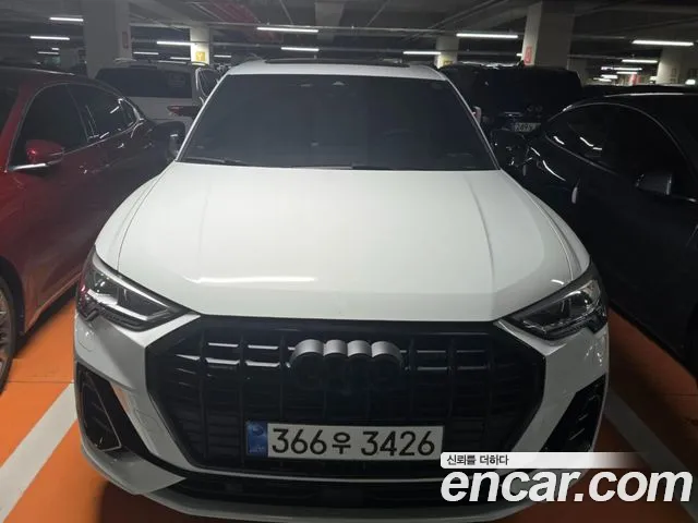 Audi Q3 (F3) 40 TFSI Premium