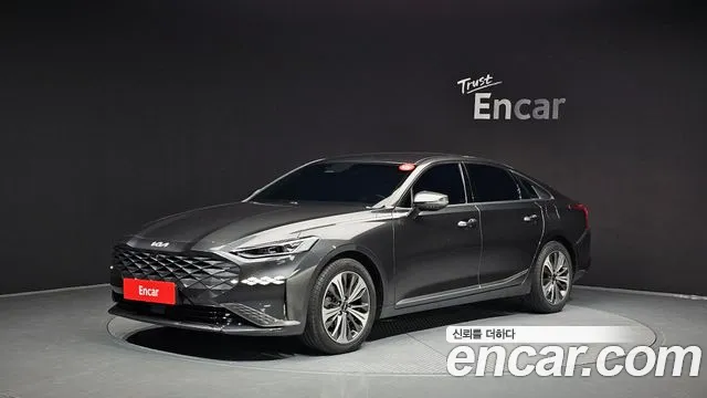 Kia K8 Hybrid Noblesse