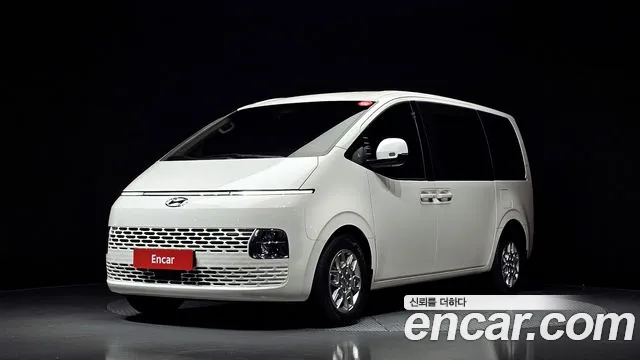 Hyundai Staria 3