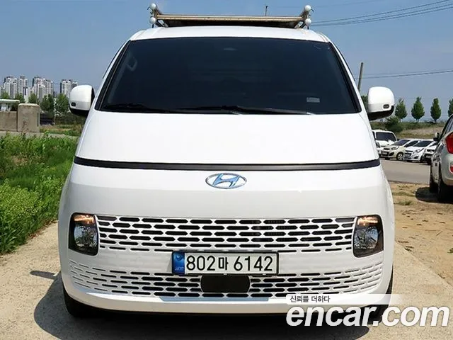Hyundai Staria 5