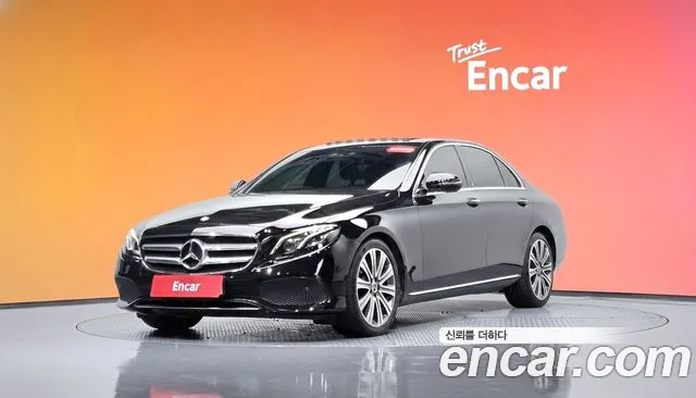 Mercedes-Benz E- W213 E220d