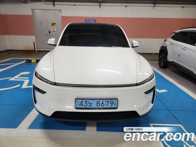 Tesla Y Premium RWD