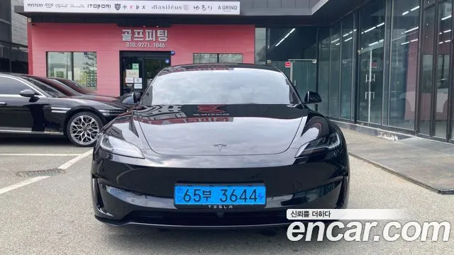Tesla 3 AWD