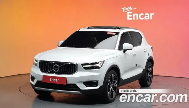 Volvo XC40 B4