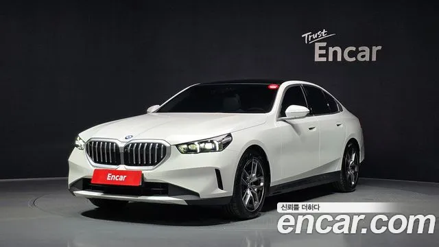 BMW 5 (G60) 520i
