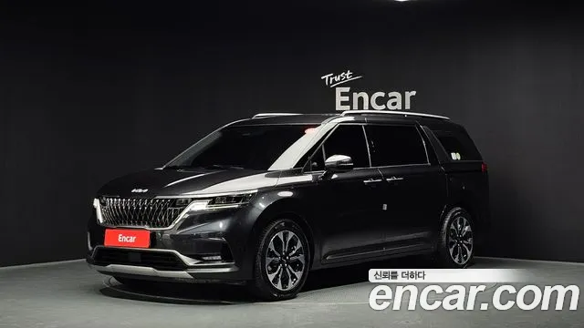 Kia Carnival 4 Gasoline 9 Signature