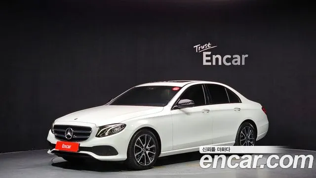 Mercedes-Benz E- W213 E250