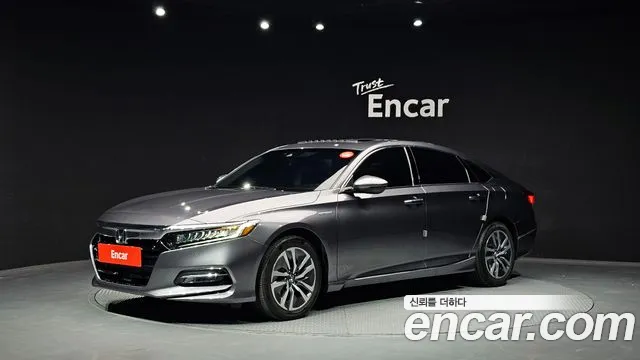 Honda Accord 10 2.0 Hybrid
