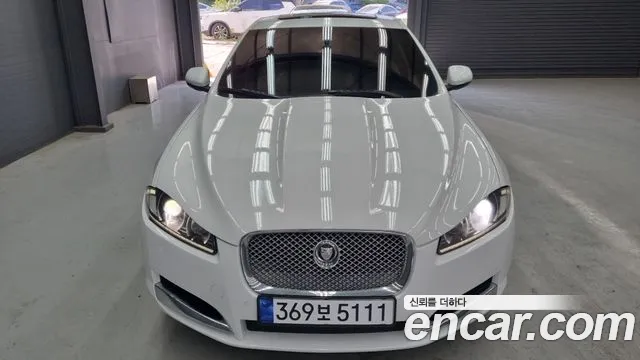 Jaguar New XF 2.0 X250