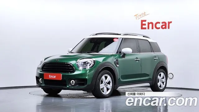MINI Cooper Countryman Base 2