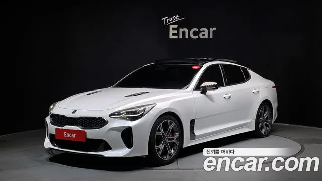 Kia Stinger 3.3 Turbo AWD GT