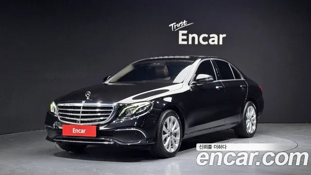 Mercedes-Benz E- W213 E300 4MATIC Exclusive