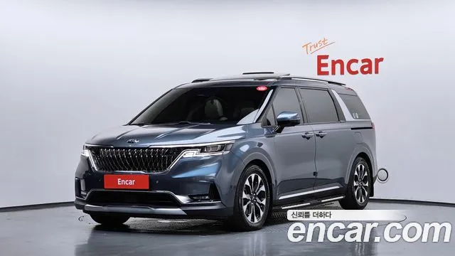 Kia Carnival 4 Gasoline 9 Signature
