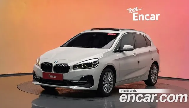 BMW 2 (F45)