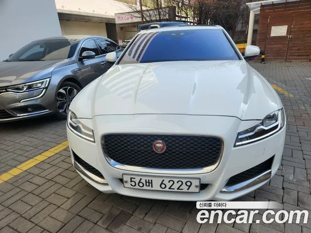 Jaguar XF (X260) 25t