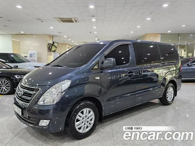 Hyundai Grand Starex 3