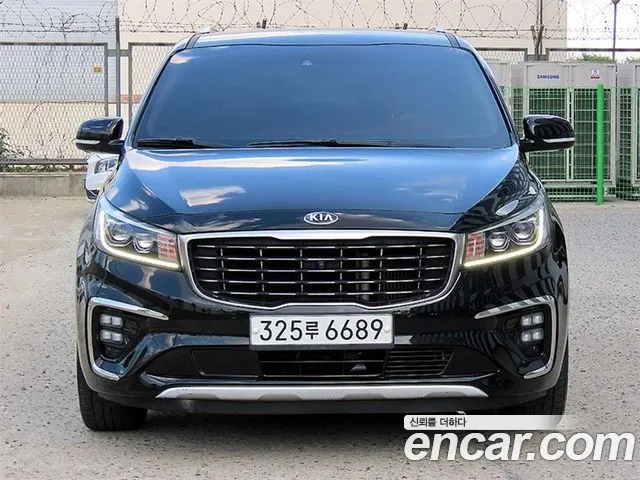 Kia The New Carnival 7