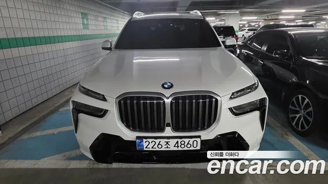 BMW X7 (G07) xDrive 40i M 7