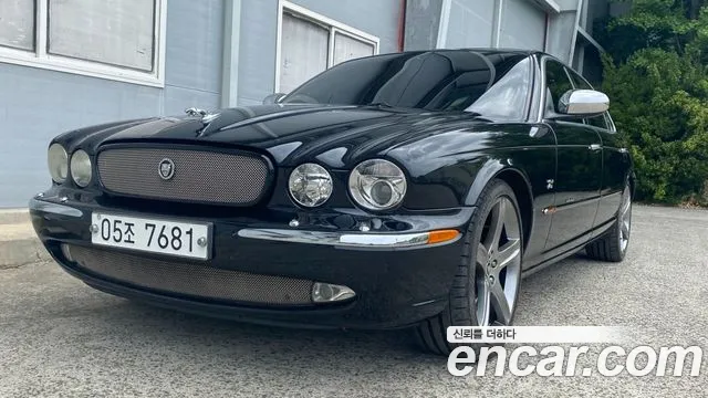 Jaguar New XJ 4.2 V8 X350