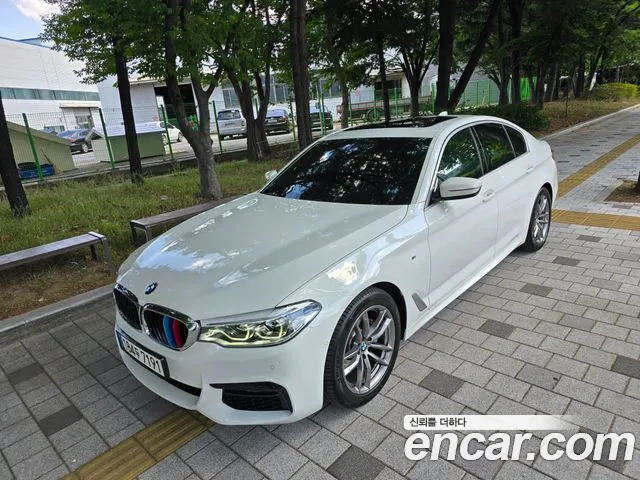 BMW 5 (G30) 520i M