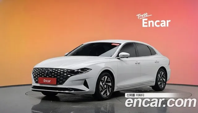 Hyundai The New Grandeur IG Hybrid Exclusive