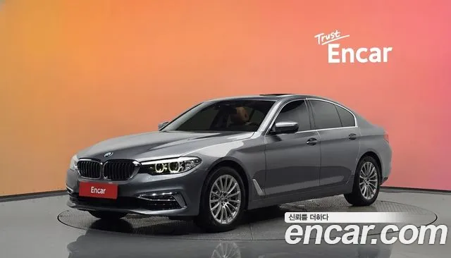 BMW 5 (G30) 520i