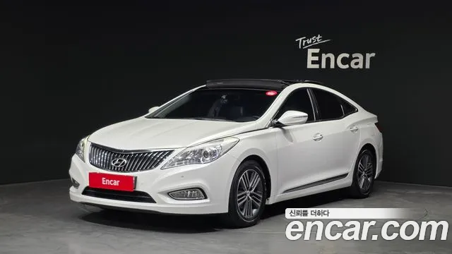 Hyundai Grandeur HG HG240