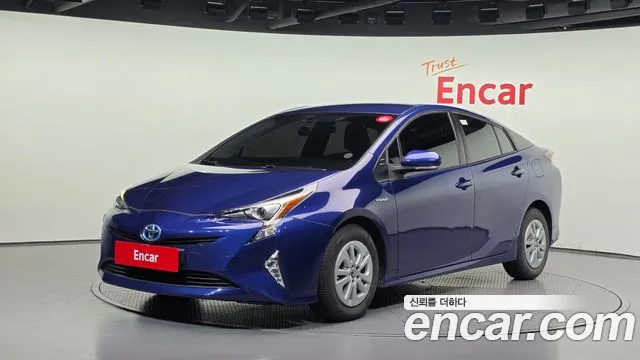 Toyota Prius 4 1.8 E