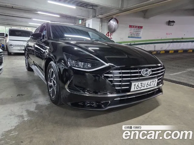 Hyundai Sonata Hybrid (DN8)