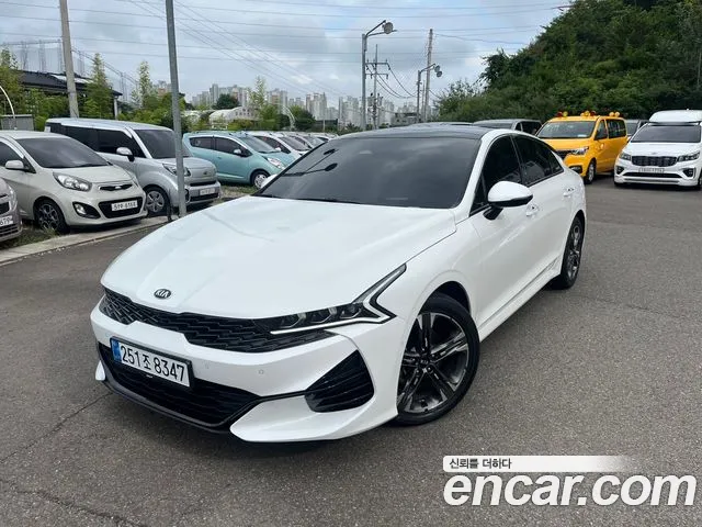 Kia K5 III 1.6 Turbo Signature