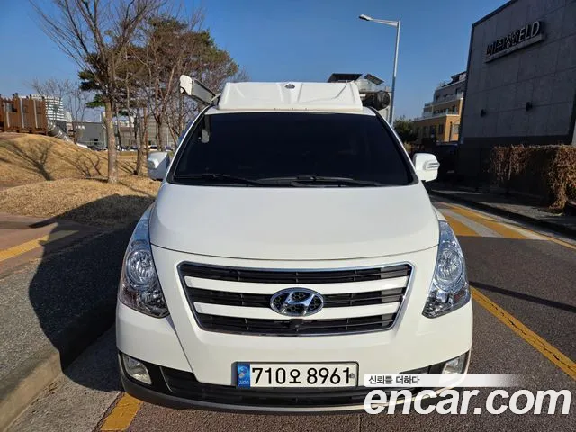Hyundai Grand Starex 4WD