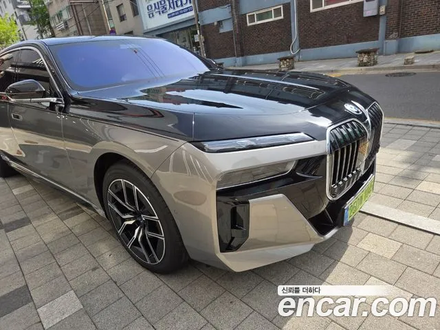 BMW i7 (G70) eDrive 50 M