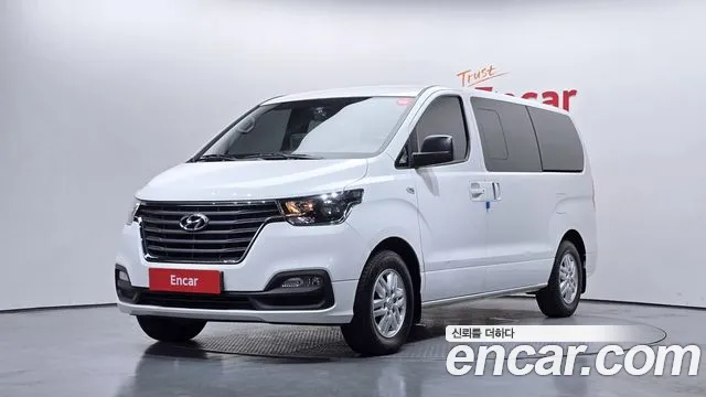 Hyundai The New Grand Starex 5