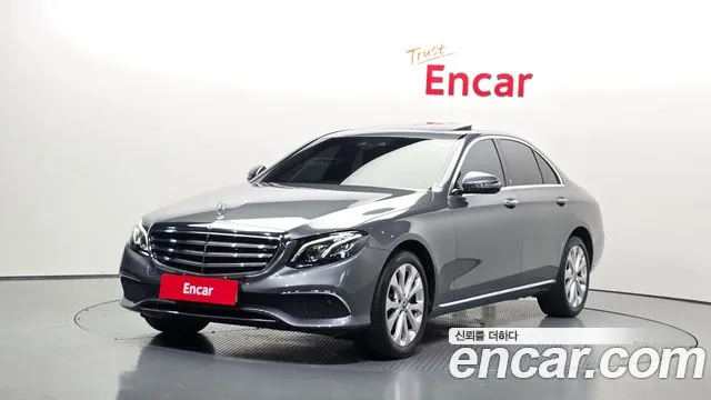 Mercedes-Benz E- W213 E220d 4MATIC Exclusive