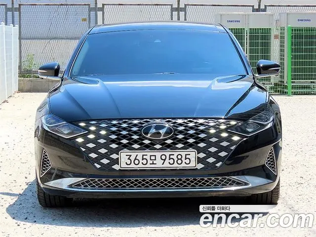 Hyundai The New Grandeur IG 3.3