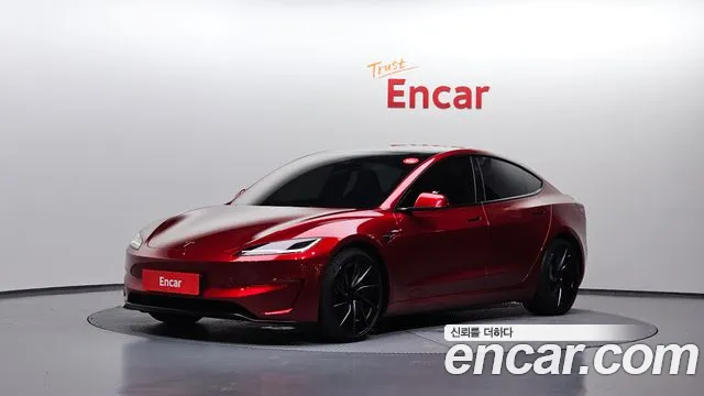 Tesla 3 AWD