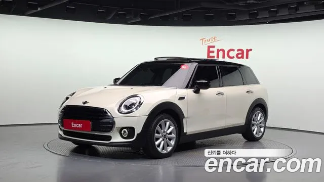 MINI Cooper Clubman Base 2