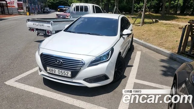 Hyundai LF Sonata Hybrid 2.0 HEV Premium