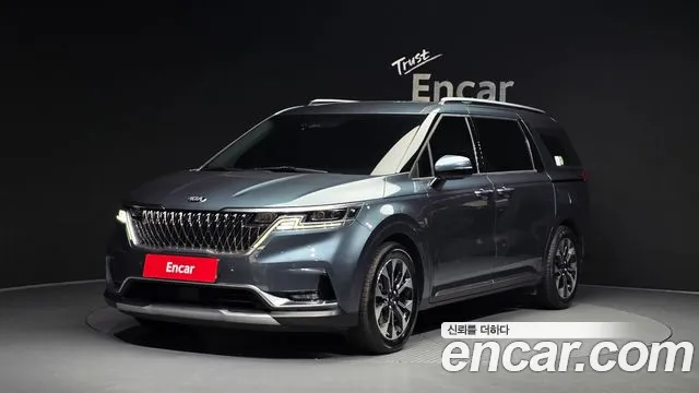 Kia Carnival 4 Gasoline 7 Signature