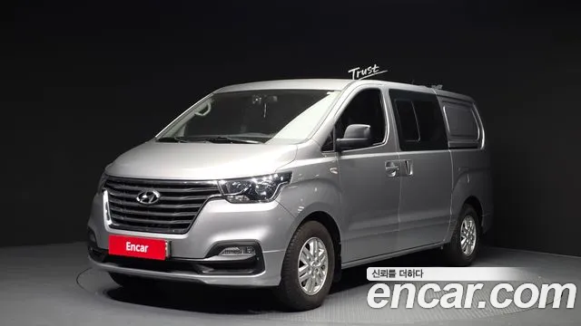 Hyundai The New Grand Starex 5