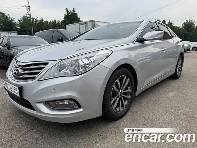 Hyundai Grandeur HG HG240