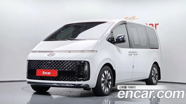 Hyundai Staria L3.5 7