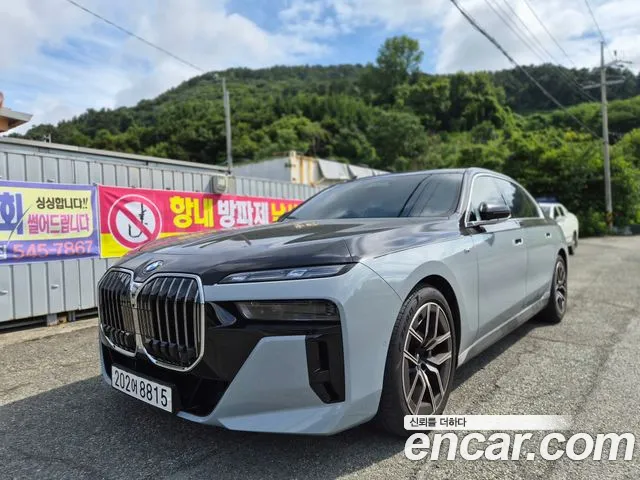 BMW 7 (G70) 740i sDrive M