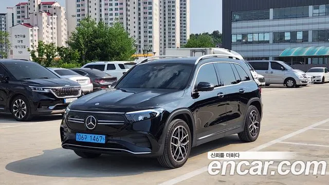 Mercedes-Benz EQB X243 EQB300 4MATIC AMG