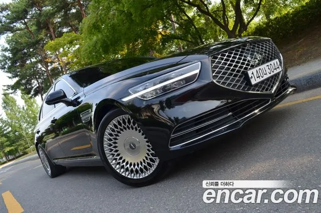 Genesis G90 3.8 AWD Premium