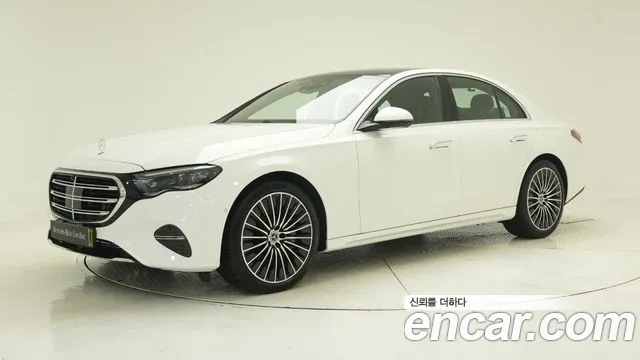 Mercedes-Benz E- W214 E450 4MATIC Exclusive