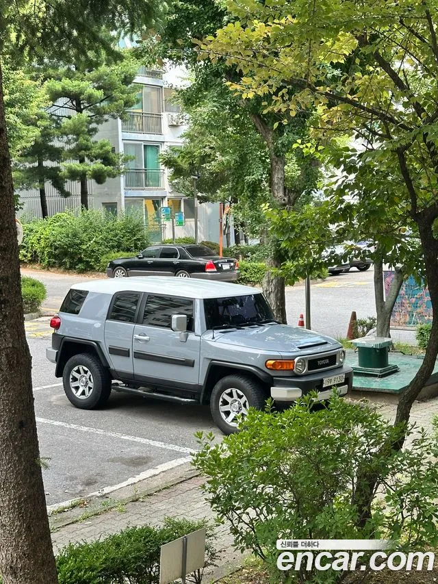 Toyota FJ 4WD V6