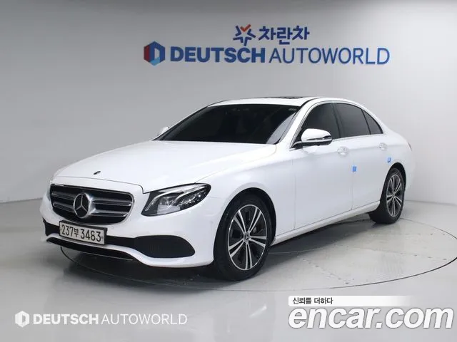 Mercedes-Benz E- W213 E300